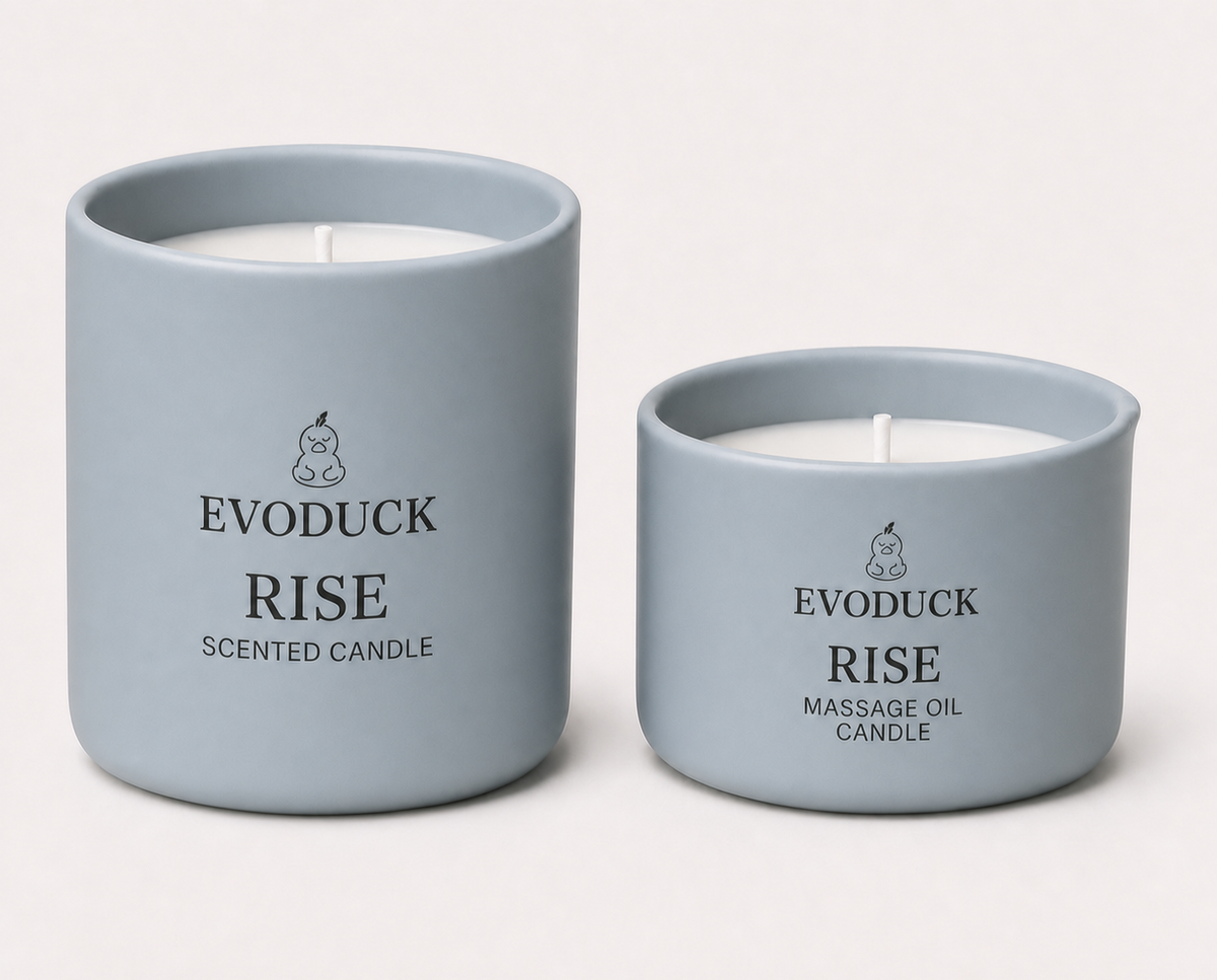 AI Product Visual / 产品效果图: RISE Room 8oz and Body 4oz candle Formats shown together for size comparison; no coverage claim.