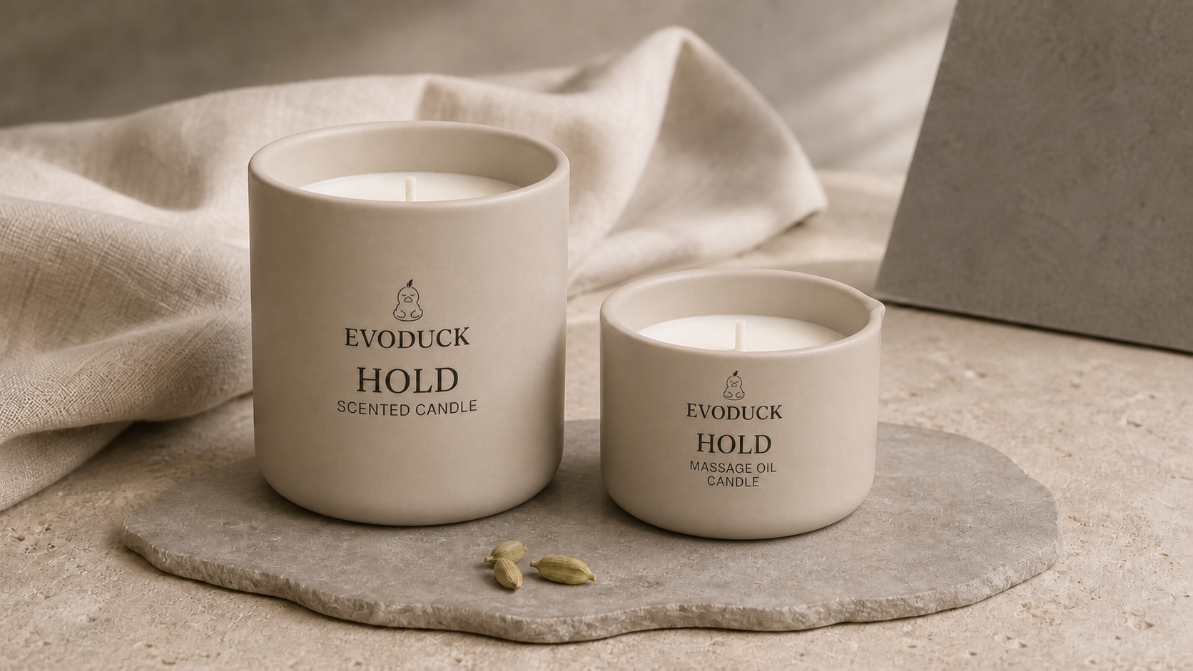 AI Product Visual / 产品效果图: HOLD Room and Body candles in a warm neutral material setting; illustrative styling, not ingredient or emotional-outcome proof.