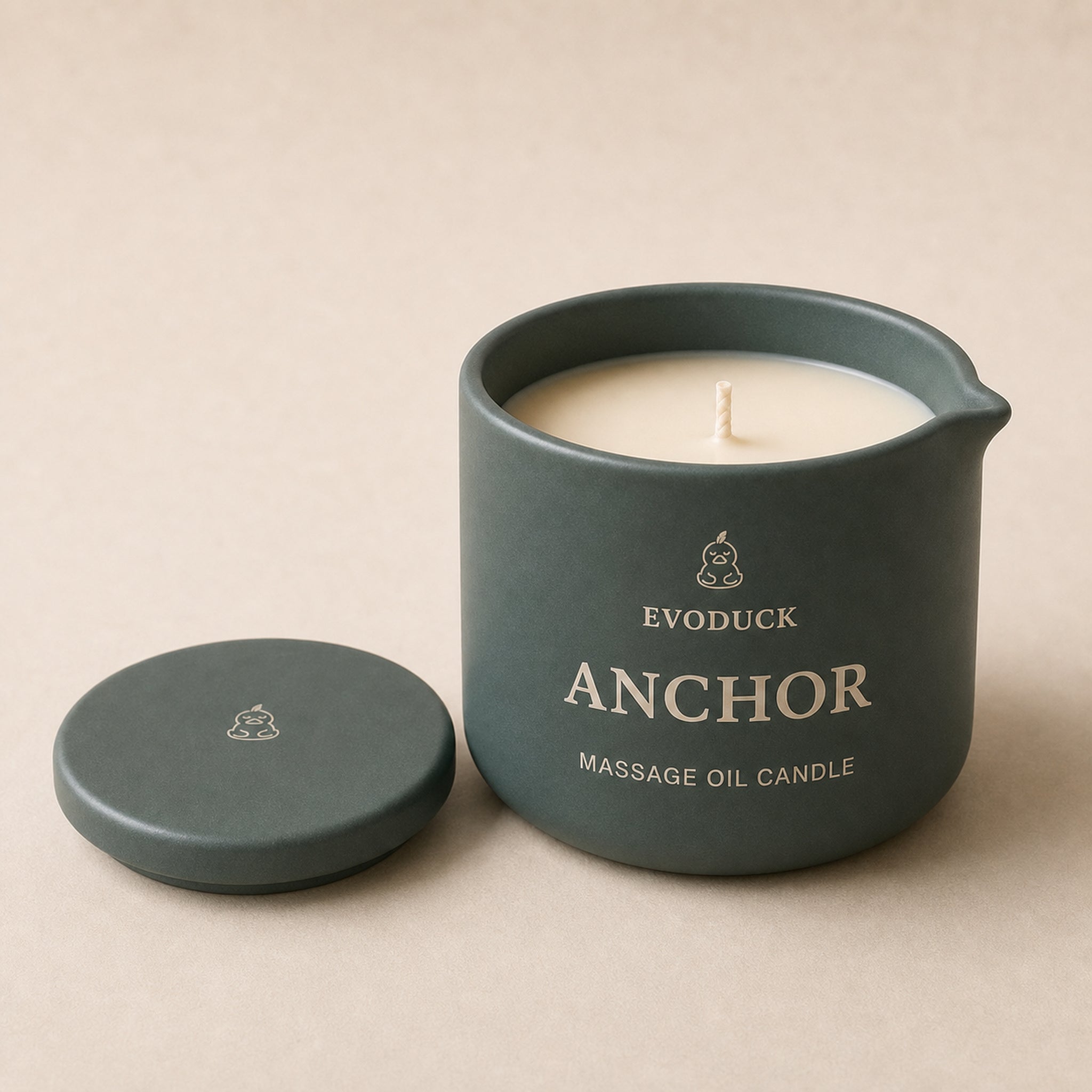 EVODUCK Anchor massage oil candle 01 hero square product image.