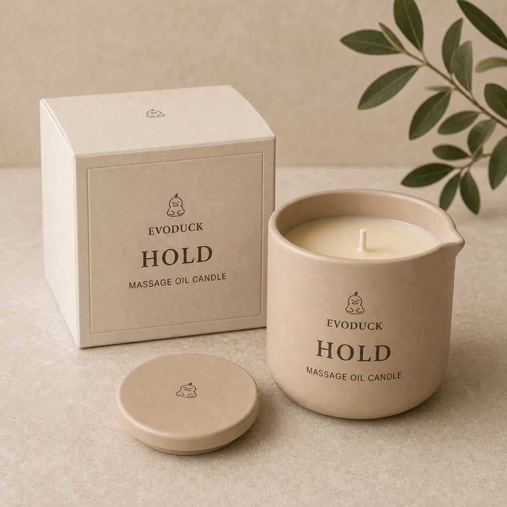 EVODUCK Hold massage oil candle 03 packaging product image.