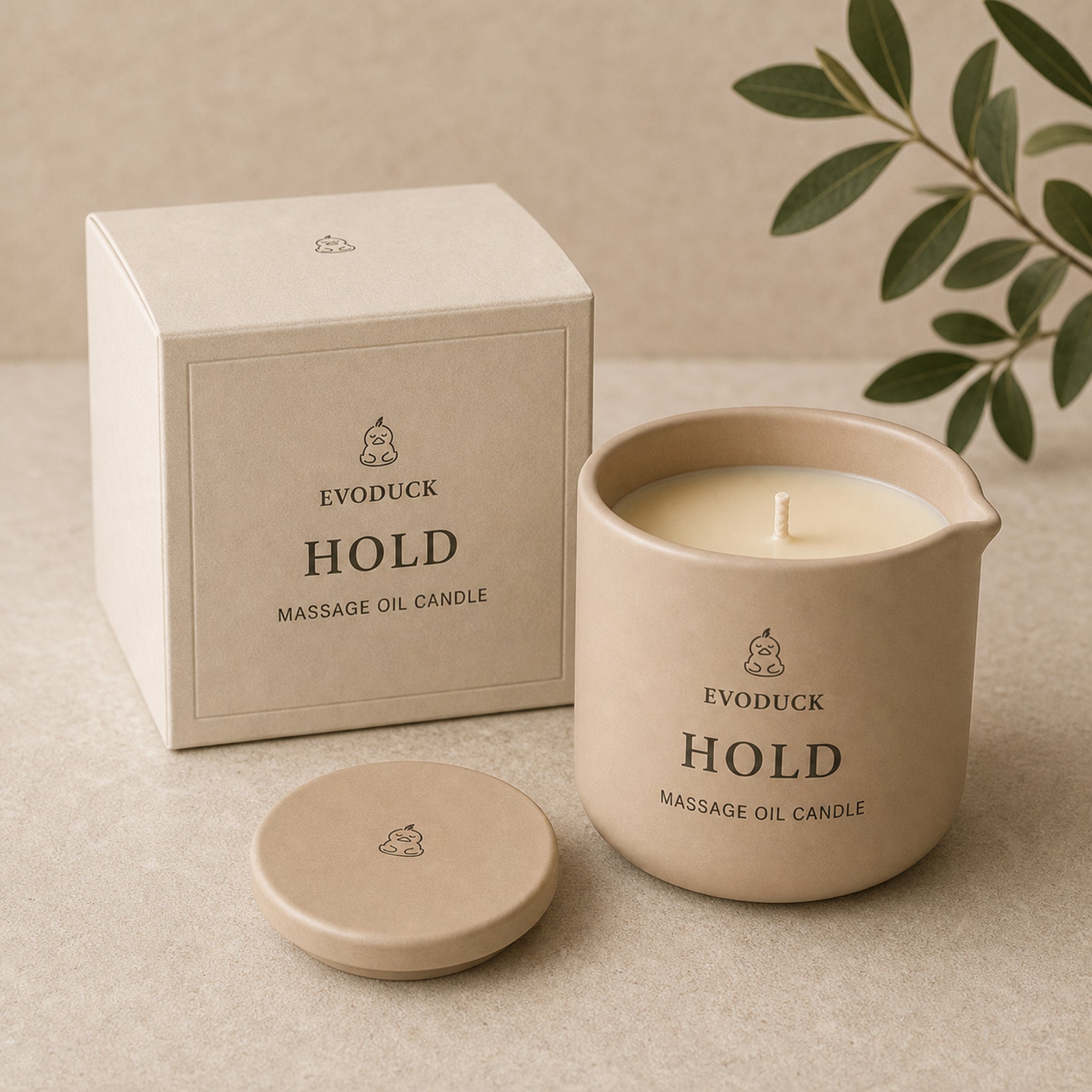 EVODUCK Hold massage oil candle 03 packaging product image.