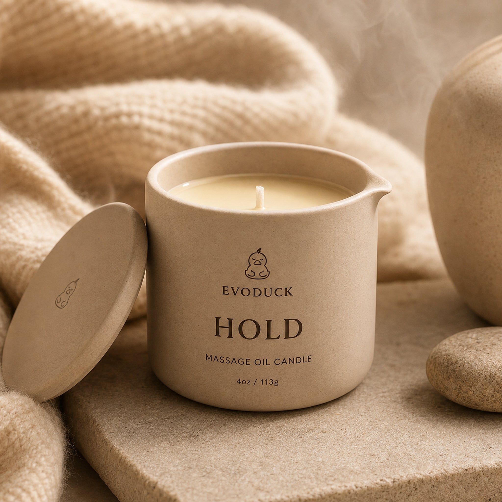 EVODUCK Hold massage oil candle 06 scent texture product image.