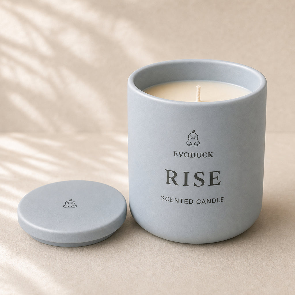 EVODUCK Rise scented candle 01 hero square product image.